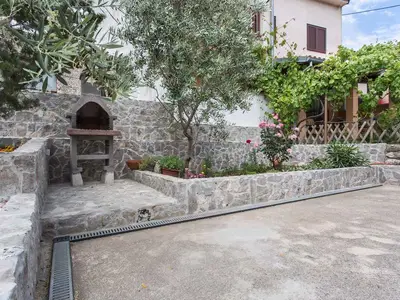 Ferienwohnung für 2 Personen (38 m²) in Vrbnik 6/10
