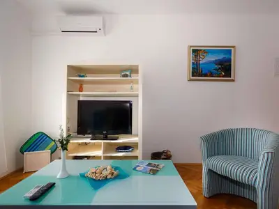 Ferienwohnung für 2 Personen (41 m²) in Vrbnik 9/10