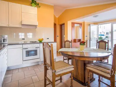 Ferienwohnung für 4 Personen (56 m²) in Vrbnik 6/10