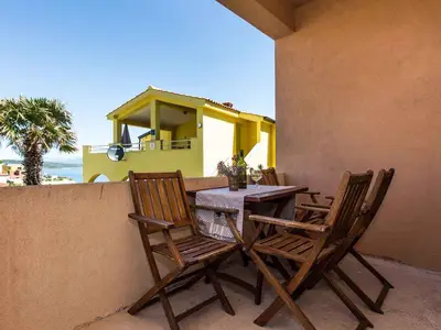 Ferienwohnung für 4 Personen (50 m²) in Vrbnik 2/10