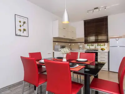 Ferienwohnung für 4 Personen (50 m²) in Vrbnik 8/10
