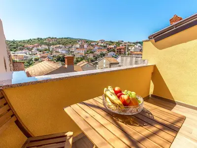 Ferienwohnung für 5 Personen (100 m²) in Vrbnik 6/10
