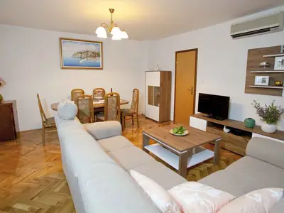 Ferienwohnung für 6 Personen (90 m²) in Vrbnik 9/10