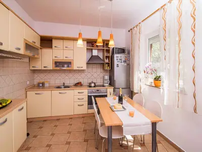 Ferienwohnung für 6 Personen (70 m²) in Vrbnik 9/10