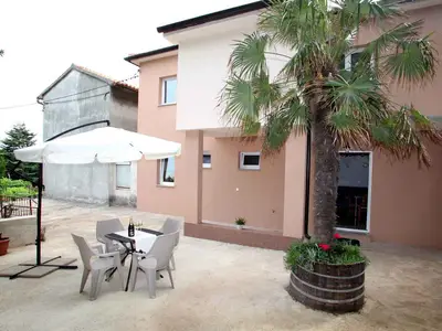 Ferienwohnung für 4 Personen (41 m²) in Vrbnik 8/10