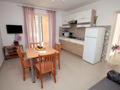Ferienwohnung für 4 Personen (41 m²) in Vrbnik 10/10