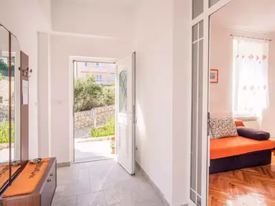 Ferienwohnung für 4 Personen (57 m²) in Vrbnik 6/10