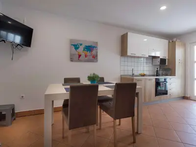 Ferienwohnung für 3 Personen (45 m²) in Vrbnik 7/10