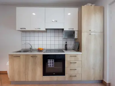 Ferienwohnung für 3 Personen (45 m²) in Vrbnik 9/10