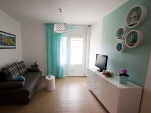 23772247-Ferienwohnung-6-Vrbnik-300x225-0