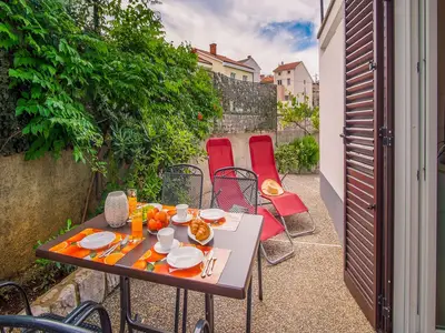 Ferienwohnung für 2 Personen (55 m²) in Vrbnik 2/10