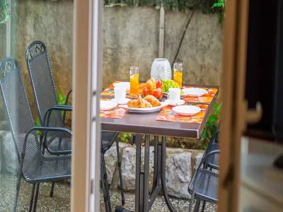 Ferienwohnung für 2 Personen (55 m²) in Vrbnik 8/10