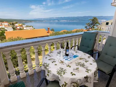 Ferienwohnung für 2 Personen (52 m²) in Vrbnik 3/10