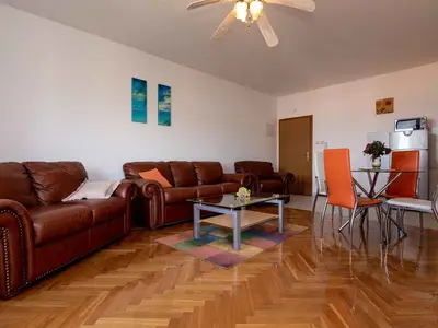 Ferienwohnung für 2 Personen (52 m²) in Vrbnik 9/10