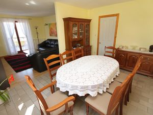 18550798-Ferienwohnung-4-Vrbnik-300x225-3