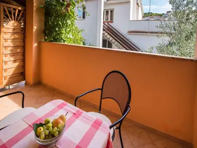 Ferienwohnung für 2 Personen (35 m²) in Vrbnik 7/10