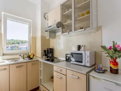 Ferienwohnung für 4 Personen (42 m²) in Vrbnik 6/10
