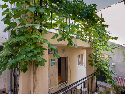 Ferienwohnung für 3 Personen (25 m²) in Vrbnik 4/10