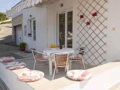 Ferienwohnung für 5 Personen (55 m²) in Vrbnik 4/10