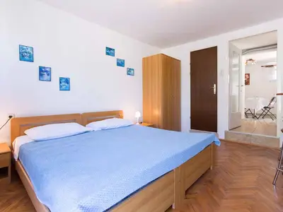 Ferienwohnung für 2 Personen (28 m²) in Vrbnik 9/10