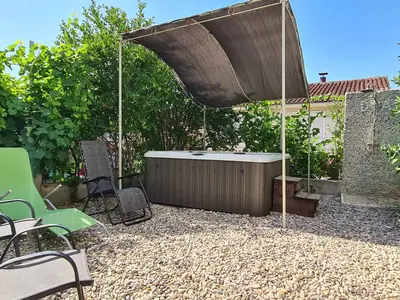 Ferienwohnung für 8 Personen (200 m²) in Vrboska 7/10