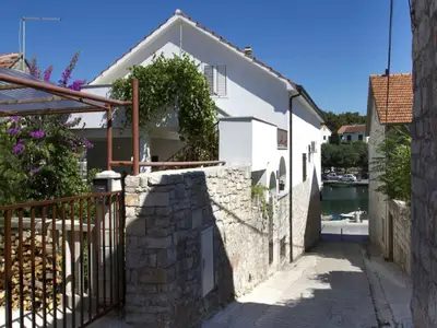 Ferienwohnung für 2 Personen (32 m²) in Vrboska 3/10