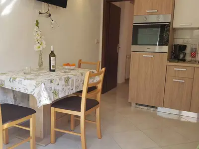 Ferienwohnung für 2 Personen (36 m²) in Vrboska 10/10