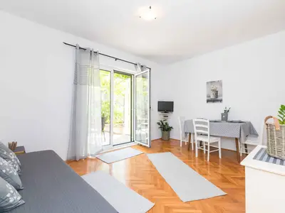 Ferienwohnung für 4 Personen (50 m²) in Vrboska 8/10