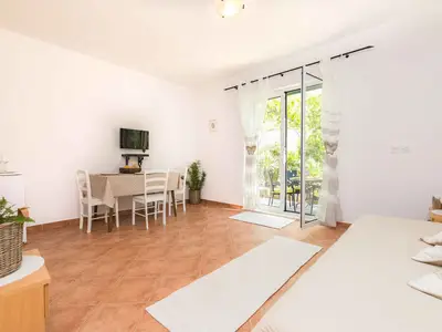 Ferienwohnung für 4 Personen (59 m²) in Vrboska 7/10