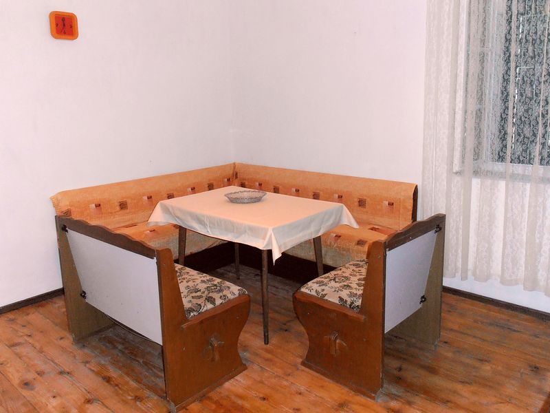 23927443-Ferienwohnung-4-Vrisnik-800x600-1