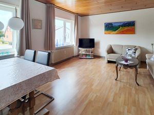 24051852-Ferienwohnung-4-Vrist-300x225-2