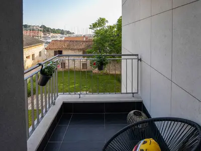 Ferienwohnung für 2 Personen (47 m²) in Vrsar 2/10