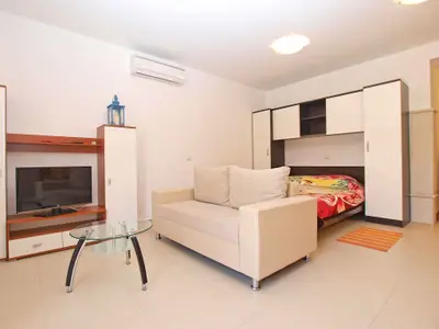 Ferienwohnung für 2 Personen (36 m²) in Vrsar 9/10