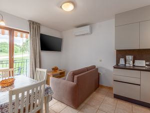 22067465-Ferienwohnung-3-Vrsar-300x225-1