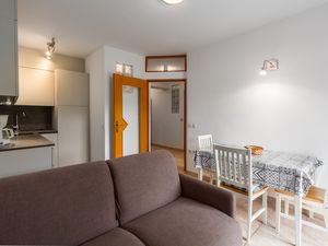 22067465-Ferienwohnung-3-Vrsar-300x225-3