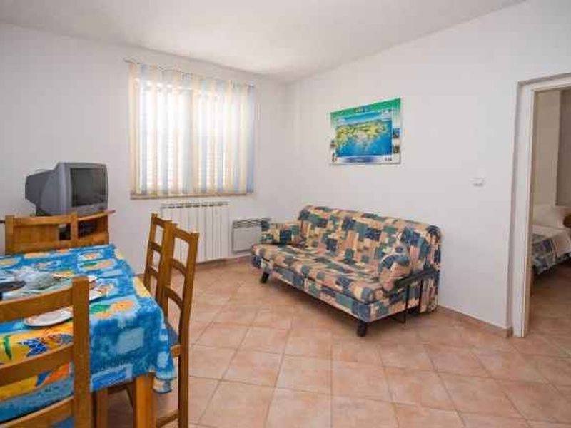 23958737-Ferienwohnung-4-Vrsar-800x600-0