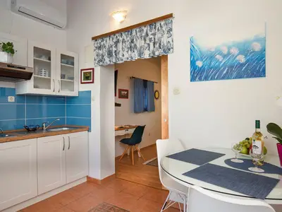Ferienwohnung für 2 Personen (32 m²) in Vrsar 2/10