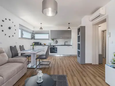 Ferienwohnung für 3 Personen (47 m²) in Vrsar 4/10