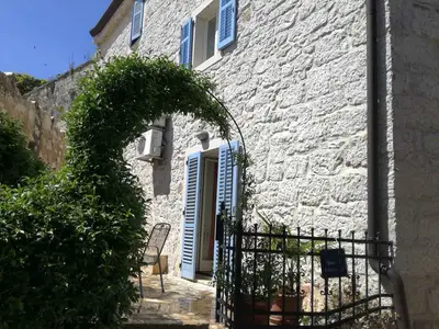 Ferienwohnung für 3 Personen (48 m²) in Vrsar 1/10