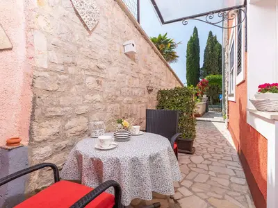 Ferienwohnung für 2 Personen (18 m²) in Vrsar 2/10