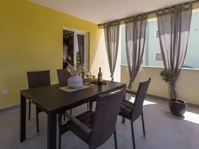Ferienwohnung für 4 Personen (70 m²) in Vrsar 1/10