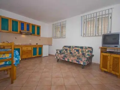 Ferienwohnung für 6 Personen (60 m²) in Vrsar 1/10