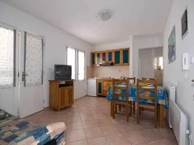 Ferienwohnung für 6 Personen (55 m²) in Vrsar 3/10
