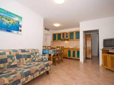 Ferienwohnung für 6 Personen (55 m²) in Vrsar 3/10
