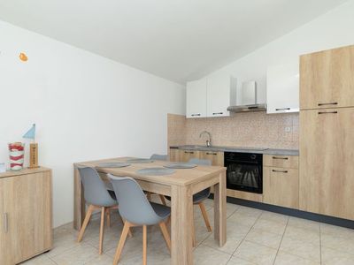 Ferienwohnung für 4 Personen (50 m²) in Vrsi 9/10