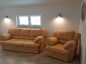 23099537-Ferienwohnung-5-Vrsi-300x225-3