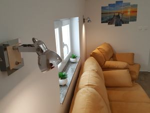 23099537-Ferienwohnung-5-Vrsi-300x225-4