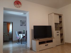 23931934-Ferienwohnung-4-Vrsi-300x225-2