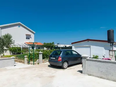 Ferienwohnung für 4 Personen (40 m²) in Vrsi 6/10
