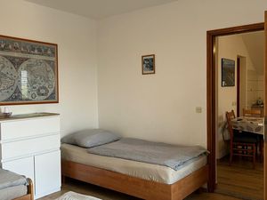 18510433-Ferienwohnung-5-Vrsi-300x225-4